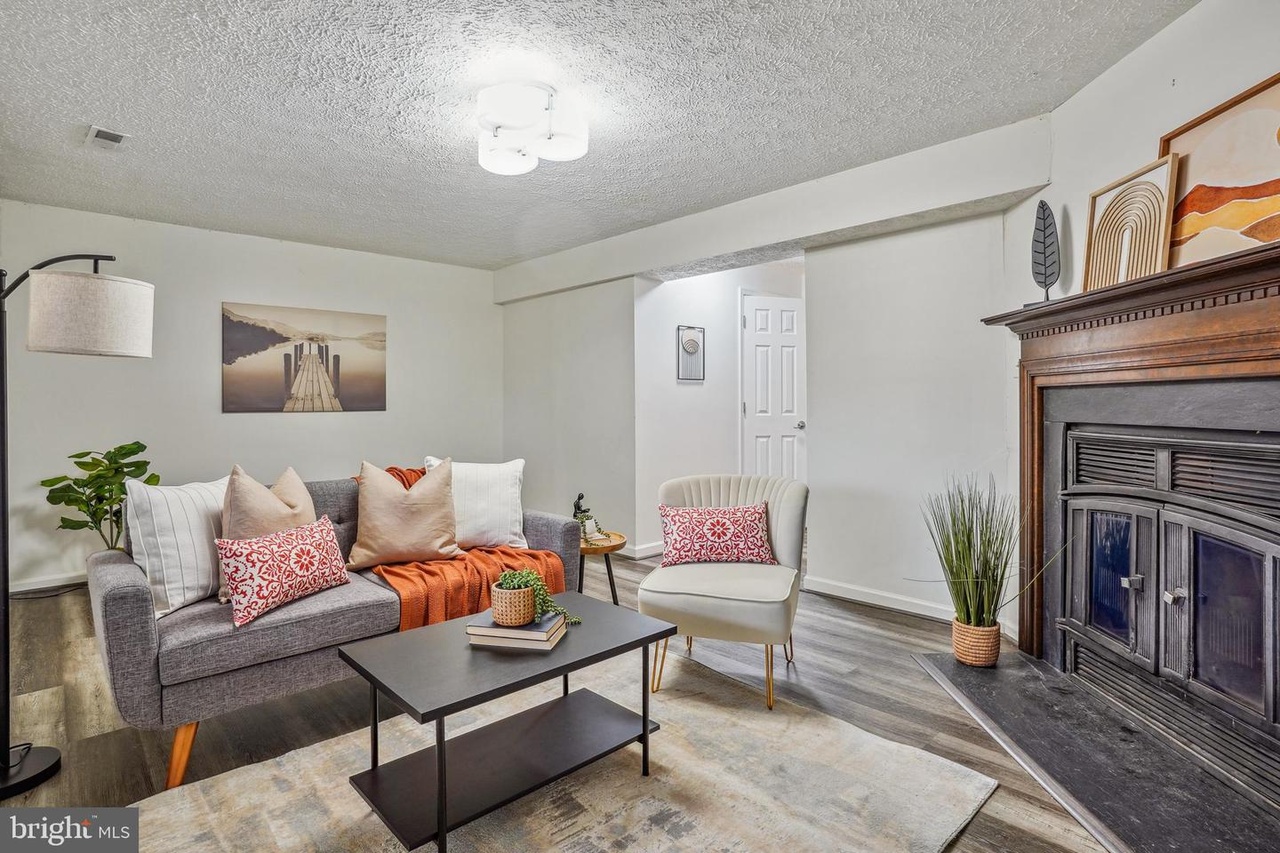 Centreville VA Staging Project