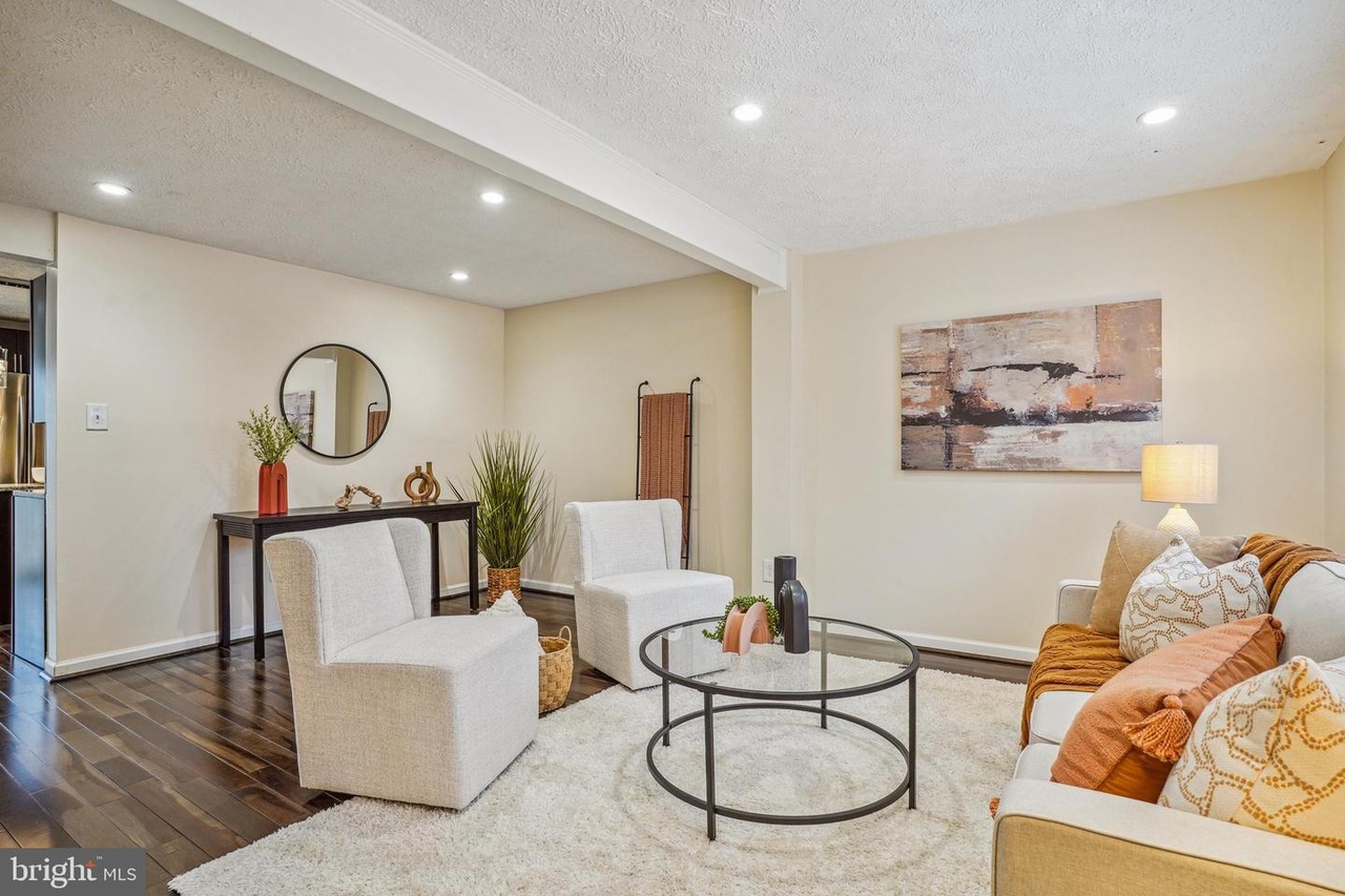 Centreville VA Staging Project