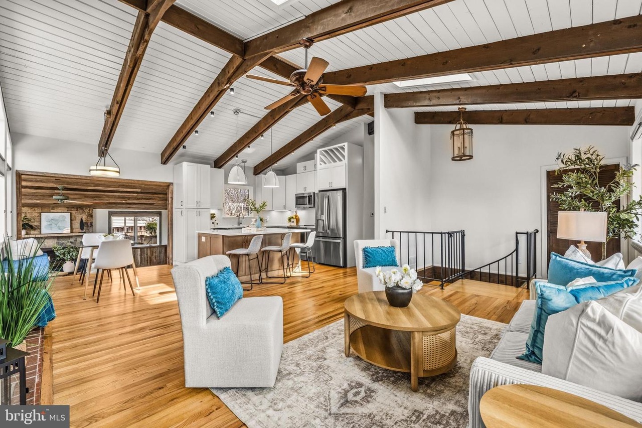 Fairfax VA Staging Project