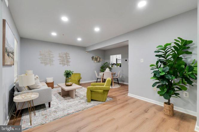 Hyattsville MD Staging Project